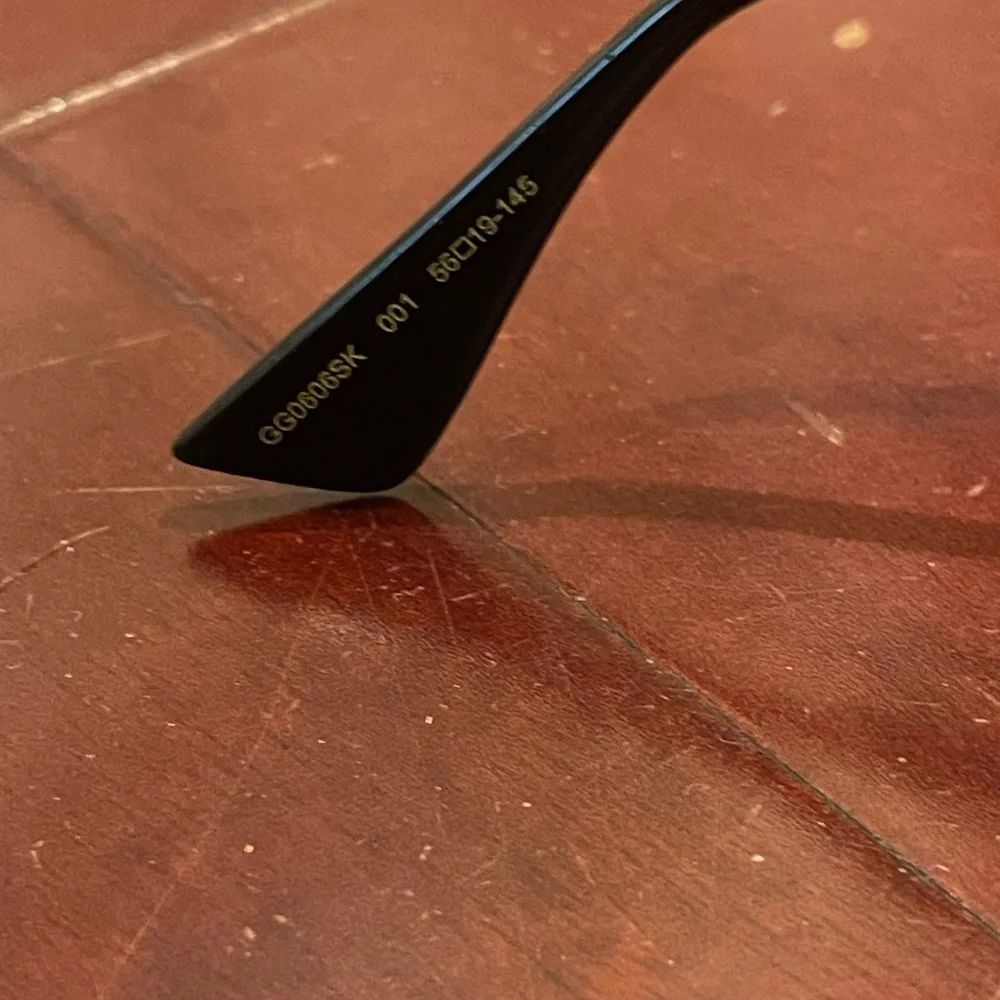 Gucci Women's GG0606SK Sunglasses - Picture 6 of 9